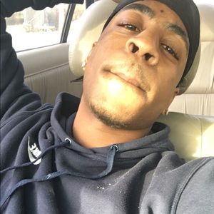 Meet your Posher, Cameron